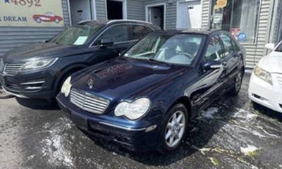 2002 Mercedes-Benz C-Class C240