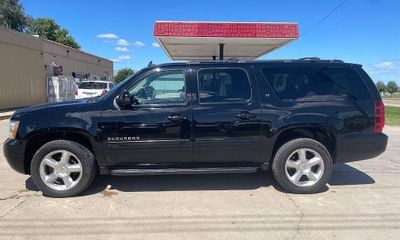 2014 Chevrolet Suburban LT