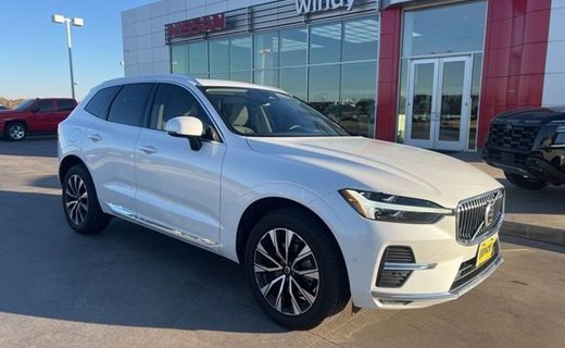 2023 Volvo XC60 Plus Bright