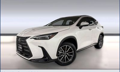 2024 Lexus NX 350H Premium