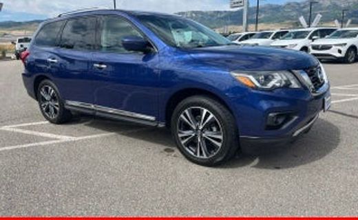 2019 Nissan Pathfinder SV
