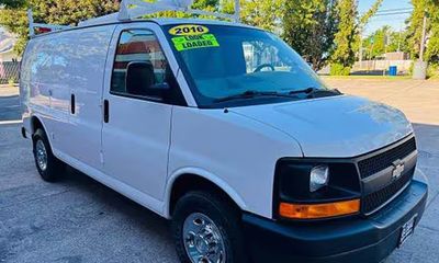 2017 Chevrolet Express 2500