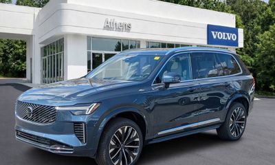 2026 Volvo XC90 Ultra Bright