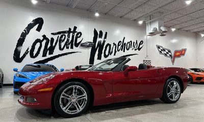 2012 Chevrolet Corvette Standard 1LT
