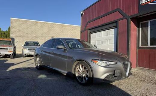 2017 Alfa Romeo Giulia 952 Base
