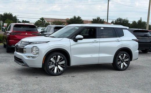 2026 Mitsubishi Outlander SEL