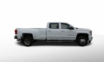 2019 GMC Sierra HD Denali