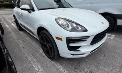 2016 Porsche Macan S
