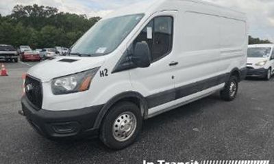 2023 Ford Transit 250 Medium Roof