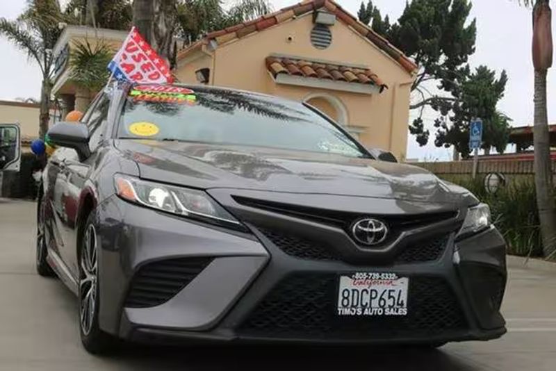 2018 Toyota Camry — a typically priced live listing