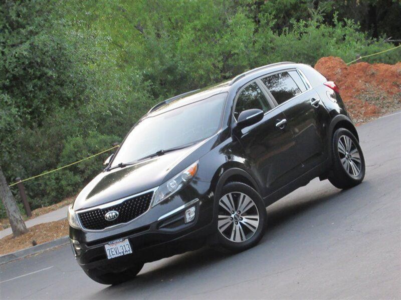 2014 Kia Sportage — a typically priced live listing