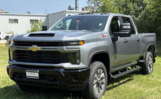 2026 Chevrolet Silverado HD Custom