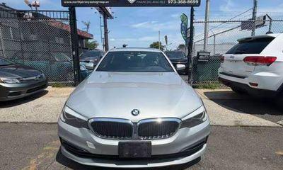 2019 BMW 530E xDrive