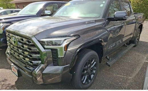 2025 Toyota Tundra Platinum