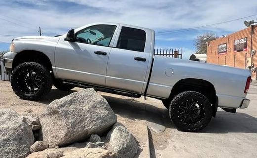 2005 Dodge RAM SLT