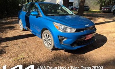 2023 Kia RIO LX S