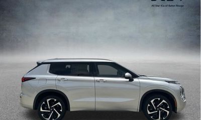 2024 Mitsubishi Outlander SEL
