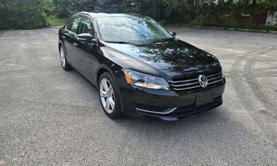 2014 Volkswagen Passat SE