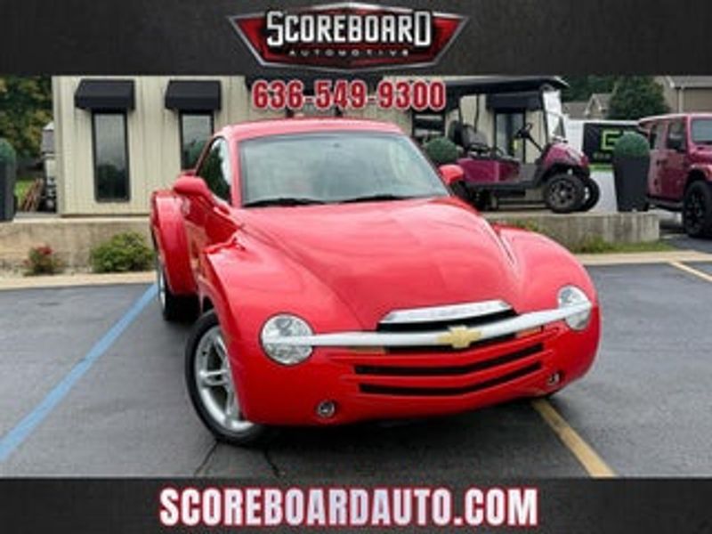 2004 Chevrolet SSR — a typically priced live listing