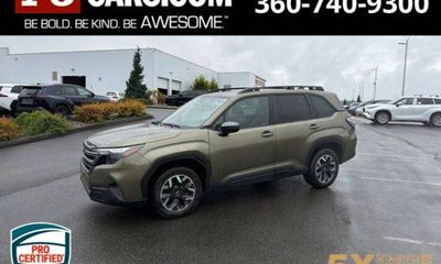 2025 Subaru Forester Premium