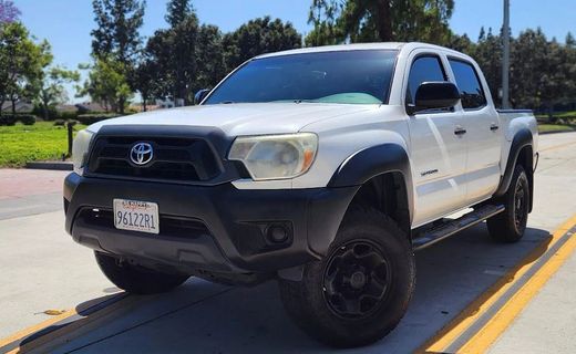 2013 Toyota Tacoma Delux