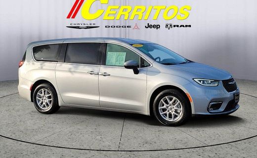 2023 Chrysler Pacifica Touring L
