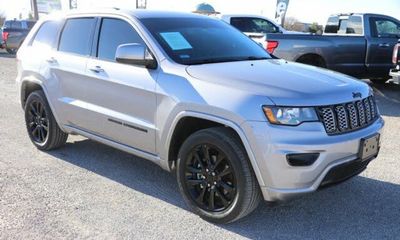 2020 Jeep Grand Cherokee Laredo
