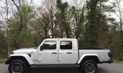 2022 Jeep Gladiator Overland
