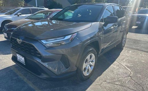 2023 Toyota RAV4 LE