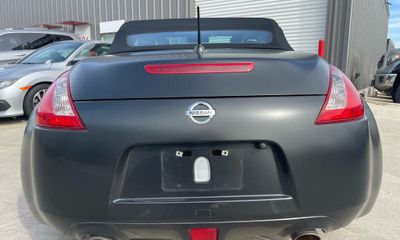 2015 Nissan 370Z Touring Roadster