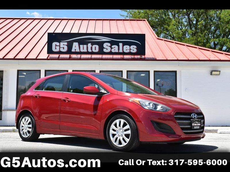 2016 Hyundai Elantra — a typically priced live listing