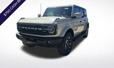 2026 Ford Bronco Outer Banks