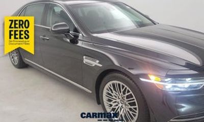 2022 Genesis G90 Premium