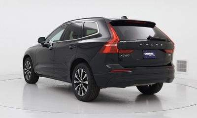 2023 Volvo XC60 Core Bright Theme
