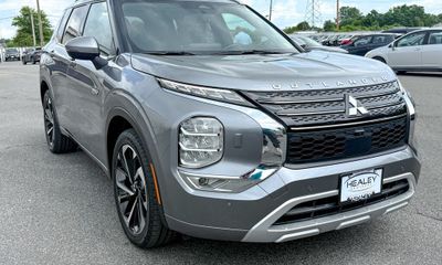 2024 Mitsubishi Outlander SEL SAM