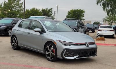 2026 Volkswagen Golf GTI SE