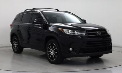 2018 Toyota Highlander SE XLE
