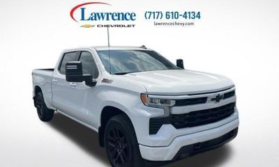 2022 Chevrolet Silverado RST