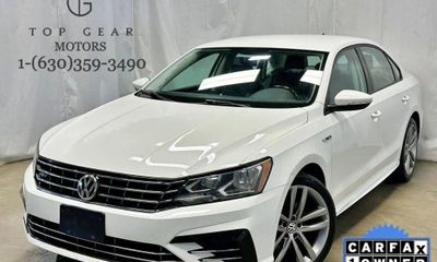2018 Volkswagen Passat S R Line