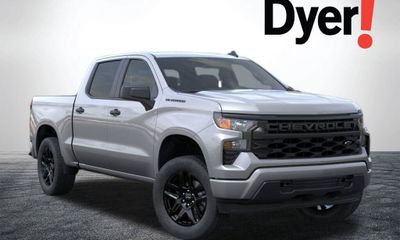 2026 Chevrolet Silverado Custom