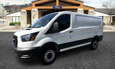 2024 Ford Transit Medium Roof