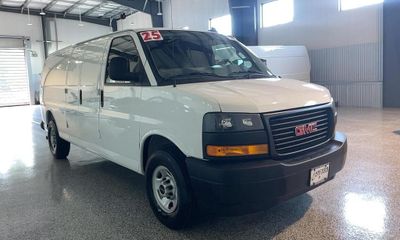 2025 GMC Savana EXT