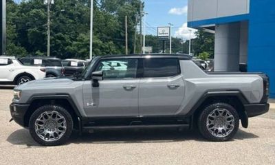 2024 GMC Hummer EV Pickup 3X