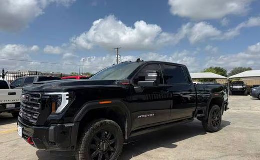 2024 GMC Sierra HD AT4