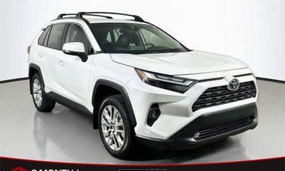 2025 Toyota RAV4 XLE Premium
