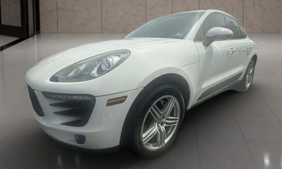 2015 Porsche Macan S