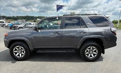 2023 Toyota 4RUNNER TRD Offroad