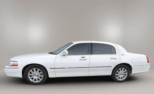 2009 Lincoln Town CAR Signature Limited