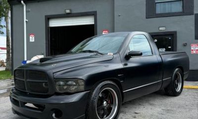 2004 Dodge RAM SLT