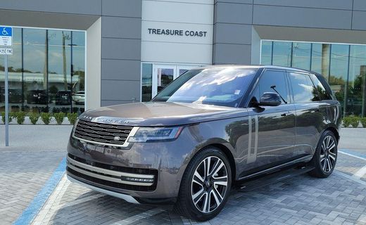 2023 Land Rover Range SE